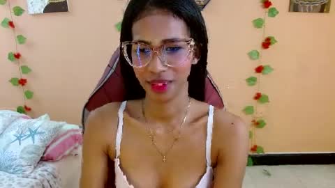 Snapshot of mara_summer chatting on 24, 4, 2026 Mara 3 online show from 24, 4, 2026