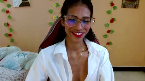 Snapshot of mara_summer chatting on 1, 5, 2026 Mara 3 online show from 1, 5, 2026