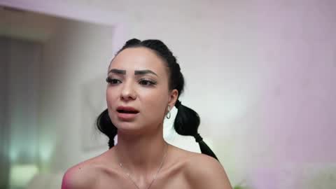  Mara  online show from 25, 2, 2025