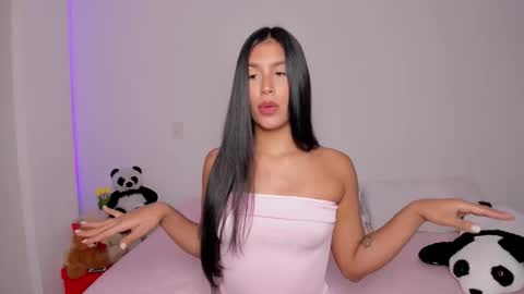 Snapshot of maragirl chatting on 6, 11, 2025 Mara online show from 6, 11, 2025