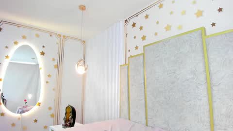 Maraluna online show from 1, 2, 2025