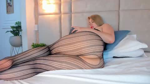 Mara Torres online show from 13, 1, 2025