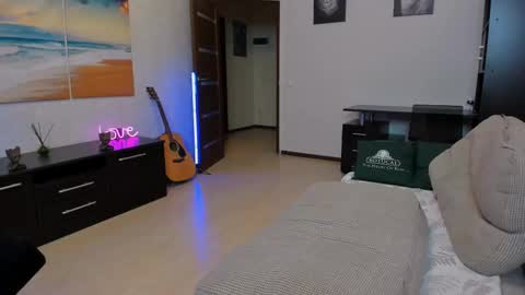 alex marvelxx online show from 10, 2, 2025