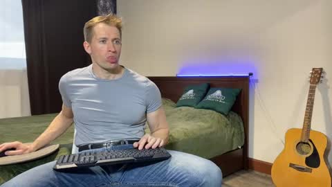 alex marvelxx online show from 8, 4, 2026