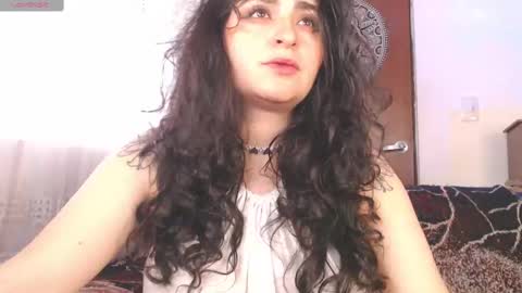 Snapshot of marceline_uu chatting on 8, 10, 2025 M A R C I online show from 8, 10, 2025