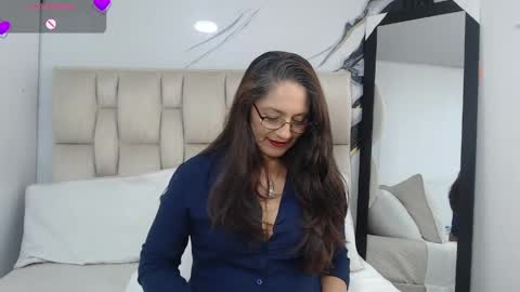 Martha  online show from 27, 4, 2026