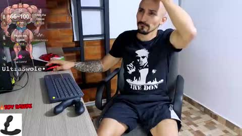 Marck  Independent model  online show from 22, 12, 2025