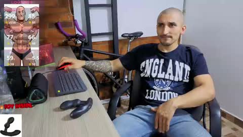 Snapshot of marckmuscle chatting on 17, 5, 2026 Marck Independent model online show from 17, 5, 2026