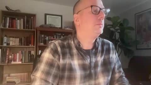 Snapshot of marcoknight2026 chatting on 2, 4, 2026 MarcoKnight2026 online show from 2, 4, 2026