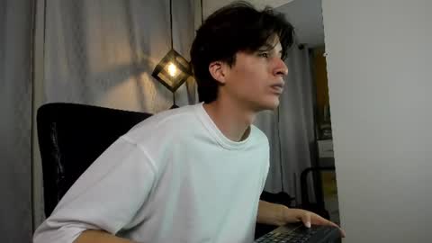 Snapshot of marcoviolet chatting on 24, 6, 2026 marcoviolet online show from 24, 6, 2026