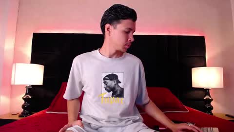 Snapshot of marcus_hanks chatting on 1, 2, 2025 Marcus Hanks online show from 1, 2, 2025