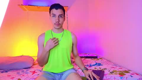 Snapshot of marcus_hanks chatting on 12, 11, 2025 Marcus Hanks online show from 12, 11, 2025