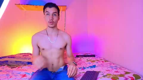 Snapshot of marcus_hanks chatting on 22, 11, 2025 Marcus Hanks online show from 22, 11, 2025