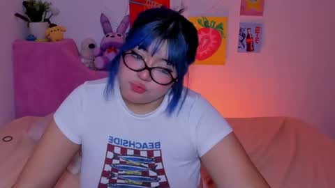 Snapshot of marcy_grey chatting on 17, 7, 2026 danna online show from 17, 7, 2026