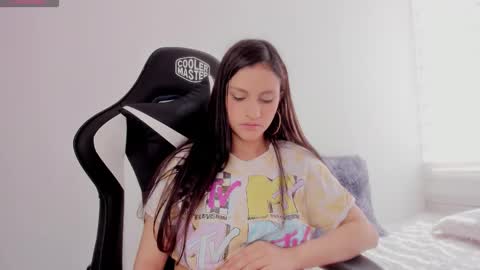 Snapshot of mardybum_ chatting on 18, 11, 2025 Maria online show from 18, 11, 2025