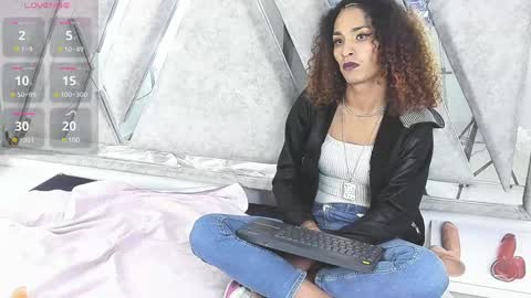 marfilastrom online show from 17, 12, 2024