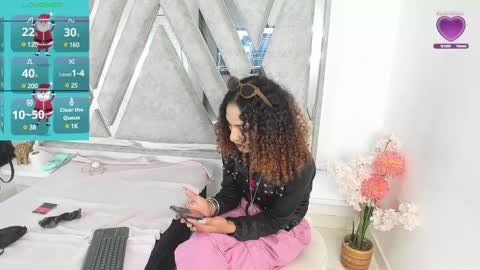 marfilastrom online show from 19, 12, 2024