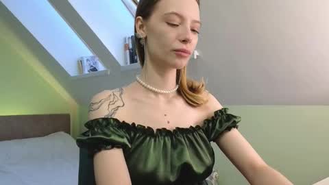 Snapshot of margareata chatting on 10, 9, 2025 - Alisa online show from 10, 9, 2025