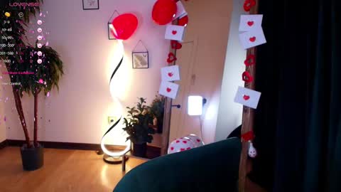 Snapshot of margeritirell chatting on 13, 2, 2025 Margo online show from 13, 2, 2025