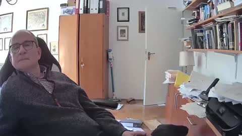 Snapshot of marginalie chatting on 19, 1, 2025 marginalie online show from 19, 1, 2025