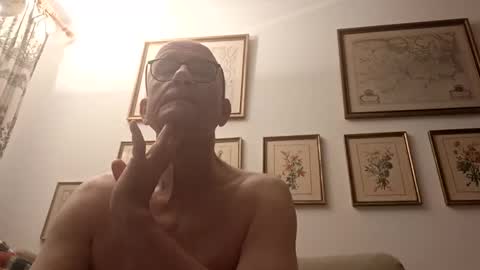 Snapshot of marginalie chatting on 2, 11, 2025 marginalie online show from 2, 11, 2025