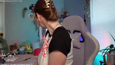   online show from 17, 10, 2025