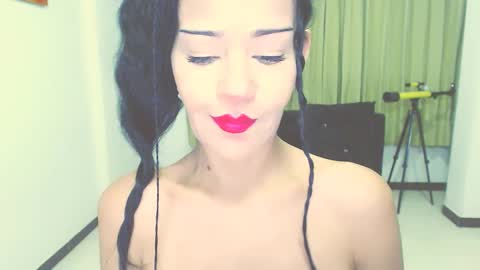 Snapshot of mari4you69 chatting on 14, 9, 2025 mari4you69 online show from 14, 9, 2025