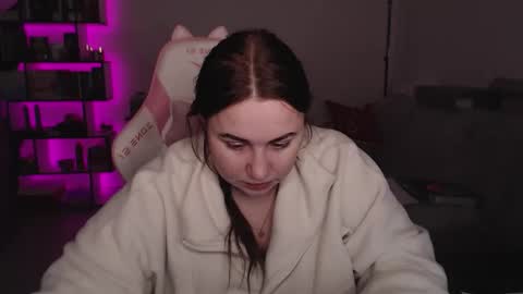 mari moore online show from 18, 12, 2025