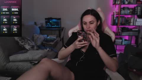 Snapshot of mari_moore7 chatting on 14, 5, 2026 mari moore online show from 14, 5, 2026