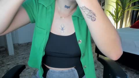 Snapshot of mari_salgado chatting on 30, 9, 2025 mari_salgado online show from 30, 9, 2025