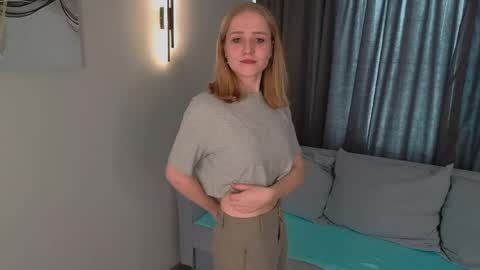 Snapshot of maria_carroll chatting on 22, 5, 2026 Delia online show from 22, 5, 2026