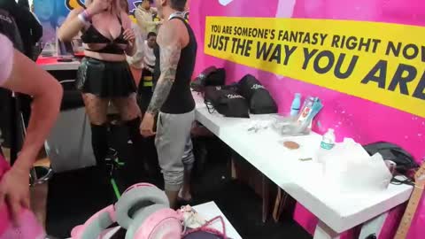 Pinkkitty online show from 19, 1, 2025