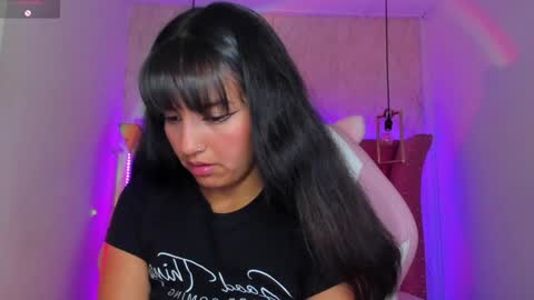 Snapshot of mariam__cute chatting on 12, 1, 2025 online show from 12, 1, 2025