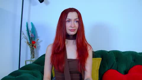 Snapshot of mariamenson chatting on 23, 6, 2026 MariaMenson online show from 23, 6, 2026