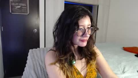 Mariana online show from 24, 11, 2025