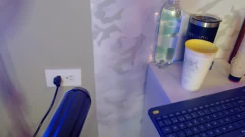 Mariana online show from 24, 11, 2025