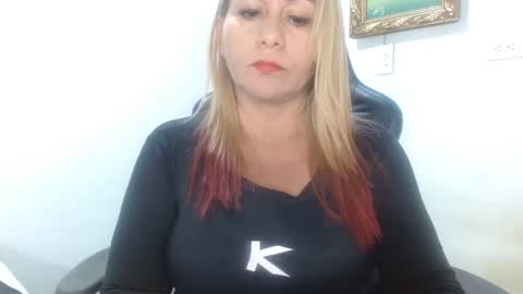 Snapshot of mariana995649 chatting on 4, 1, 2025 mariana995649 online show from 4, 1, 2025