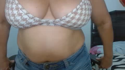 Snapshot of mariana995649 chatting on 8, 1, 2025 mariana995649 online show from 8, 1, 2025