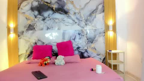 mariana_16_ online show from 9, 2, 2026