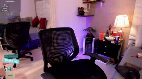 Snapshot of mariana_c chatting on 29, 4, 2026 Mar y online show from 29, 4, 2026