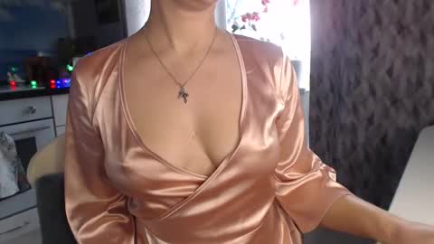 Snapshot of mariana_mur chatting on 5, 2, 2025 MarianaMur online show from 5, 2, 2025