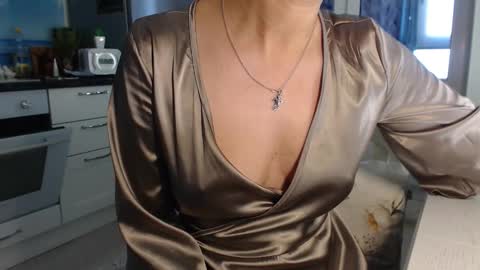 Snapshot of mariana_mur chatting on 25, 9, 2025 MarianaMur online show from 25, 9, 2025