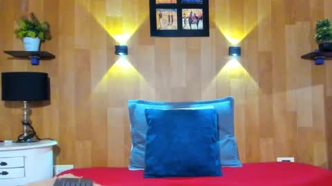 Mariana Angel online show from 27, 1, 2025