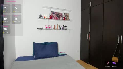 Snapshot of marianaandvalen chatting on 30, 9, 2025 MARIANA Y VALENTINA online show from 30, 9, 2025