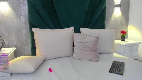 Mariana online show from 6, 12, 2024