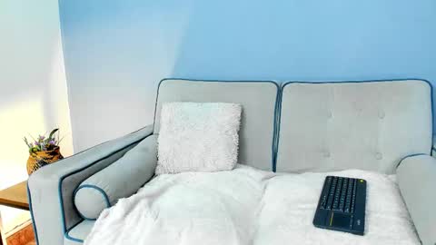 Mariana Vargas online show from 20, 10, 2025