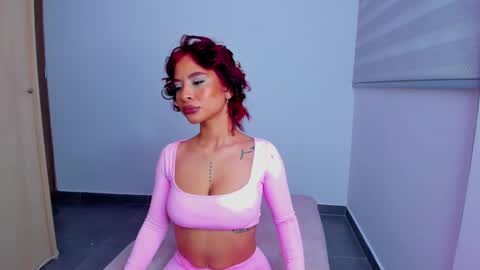 M A R I A N E online show from 15, 2, 2025