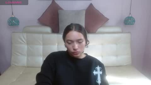 Snapshot of marianne_cam chatting on 20, 4, 2026 marianne_cam online show from 20, 4, 2026
