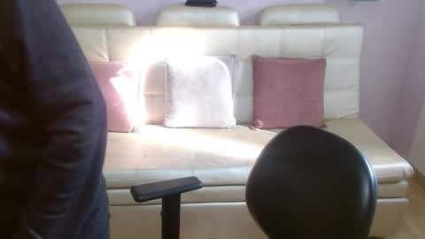 Snapshot of marianne_cam chatting on 7, 5, 2026 marianne_cam online show from 7, 5, 2026