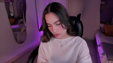 Snapshot of mariannelane1 chatting on 29, 11, 2025 Marianne online show from 29, 11, 2025